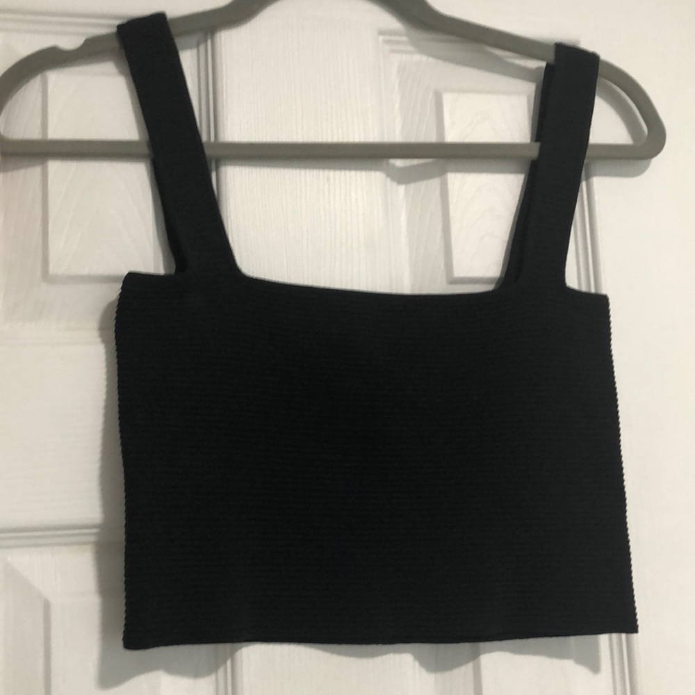 Cropped tank- ribbed material